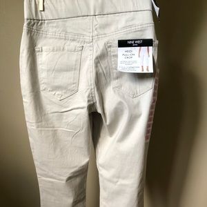 Nine West Heidi Pull-On Crop Capris Size 6